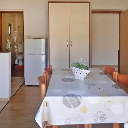 Apartment Pink In Only 200 M From The Sea