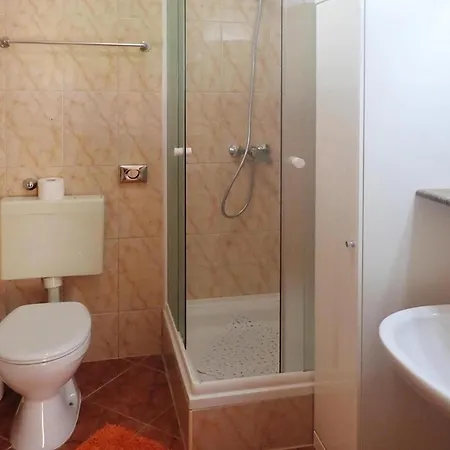 Pink In Only 200 M From The Sea * Starigrad Paklenica